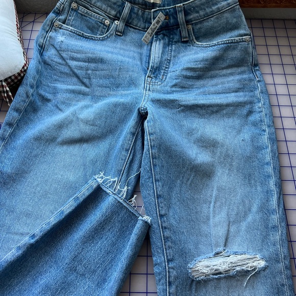 Madewell Denim - NWT Size 27 Madewell Curvy Perfect Jean in Coney Wash: destroyed edition